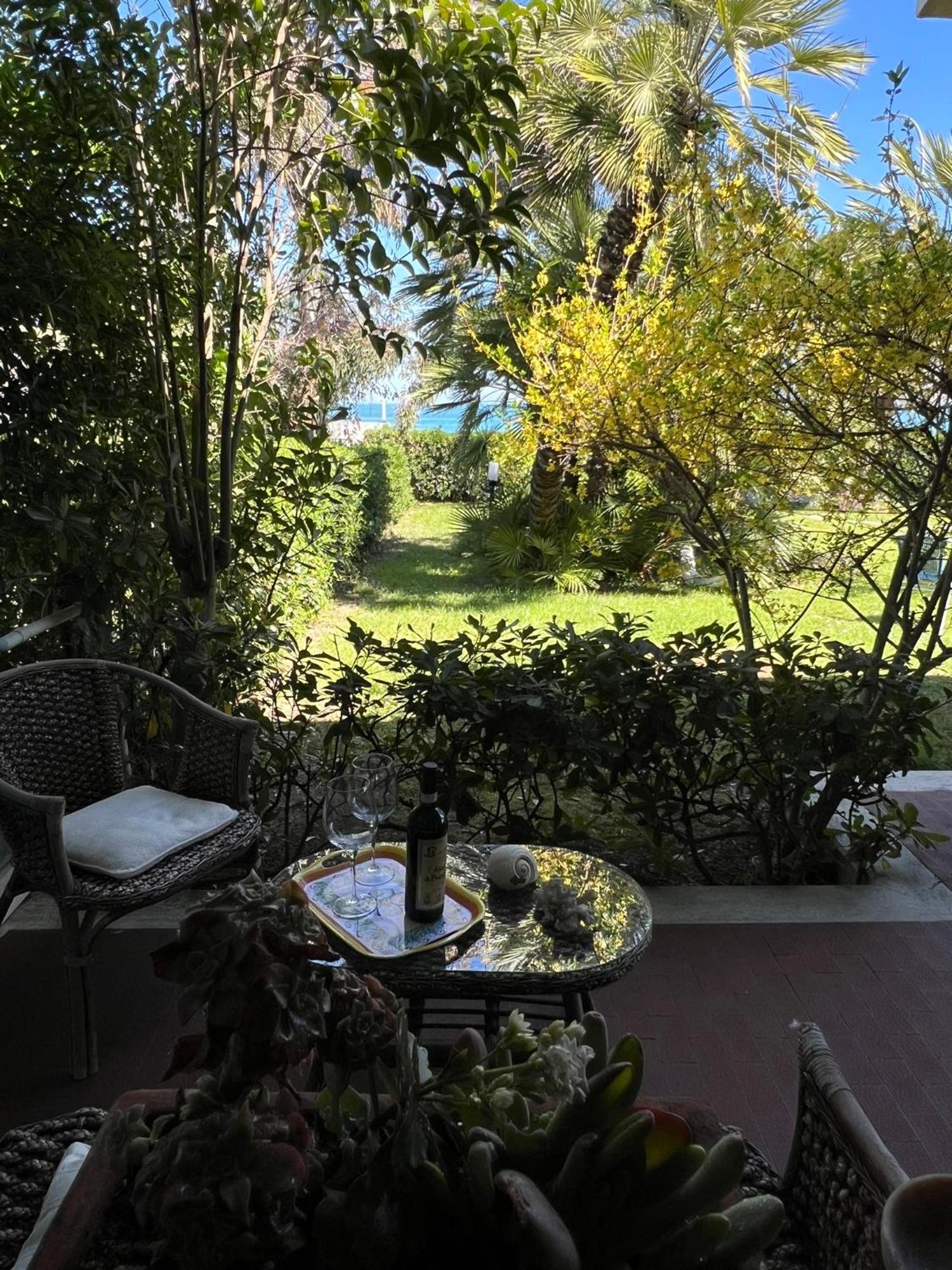 B&B I Versi Del Mare Roseto Degli Abruzzi Ngoại thất bức ảnh